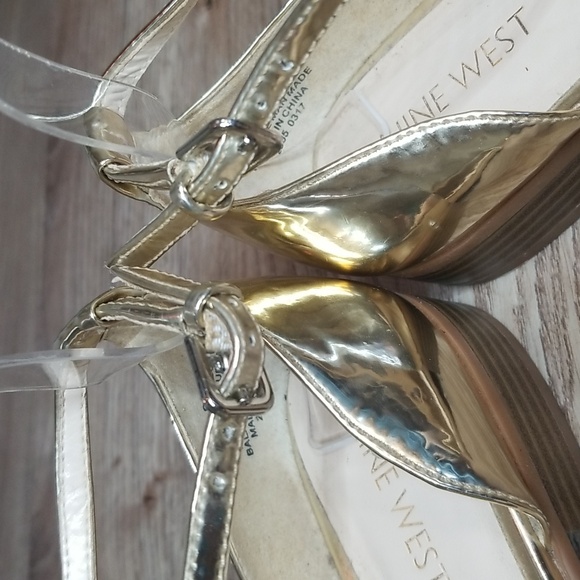 Nine West Womens Gild Metallic Closed Toe Ankle Strap Shoes Size 8M - Picture 7 of 12